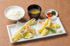 天ぷら豪華盛り定食